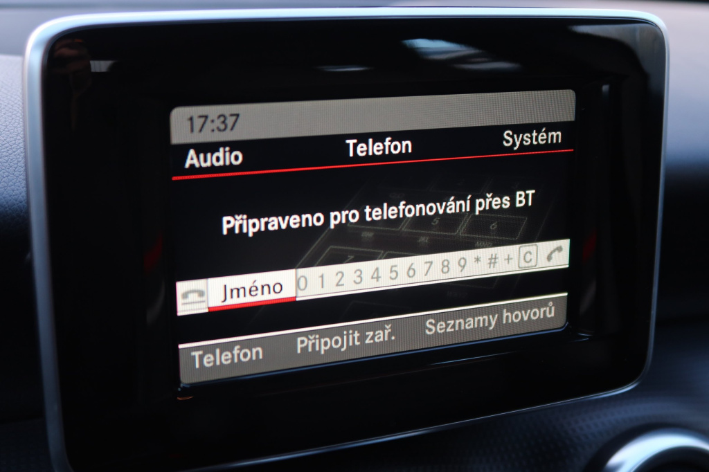 Mercedes-Benz A