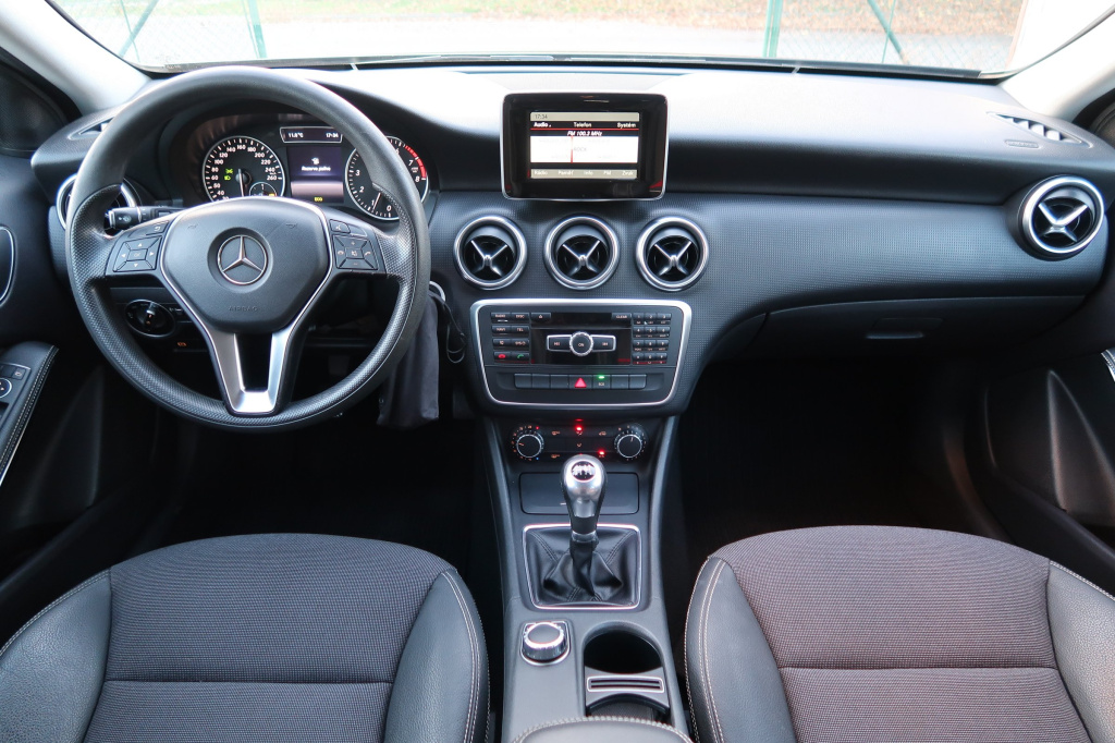 Mercedes-Benz A