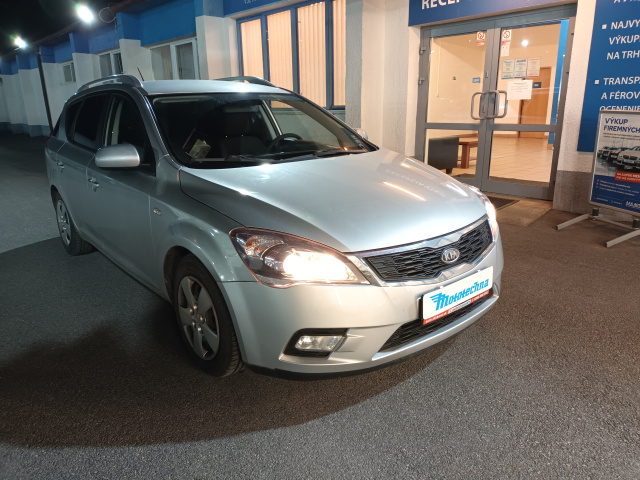 Kia Ceed 2011
