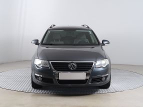 Volkswagen Passat - 2010