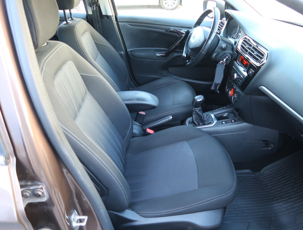 Peugeot 301