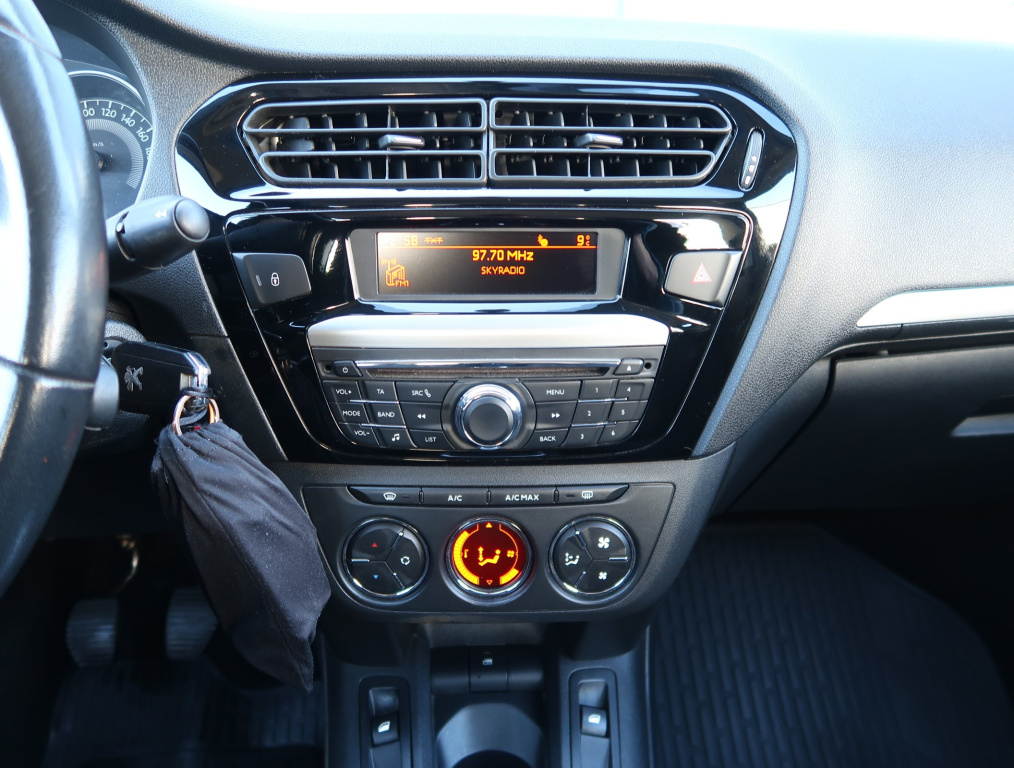 Peugeot 301