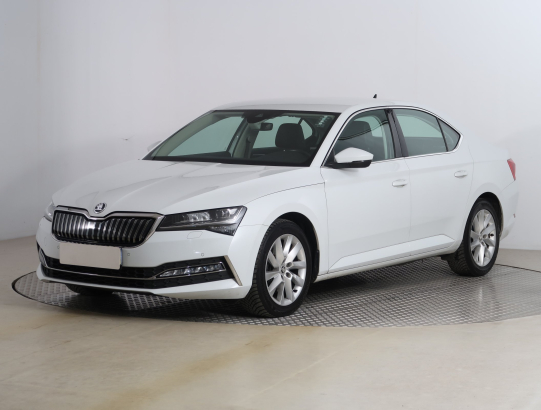 Škoda Superb iV 1.4 TSI PHEV