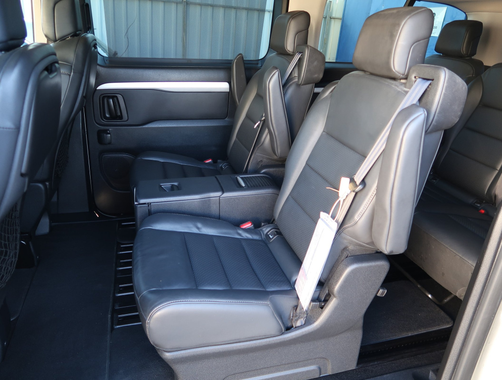 Peugeot Traveller