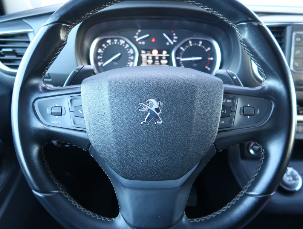 Peugeot Traveller