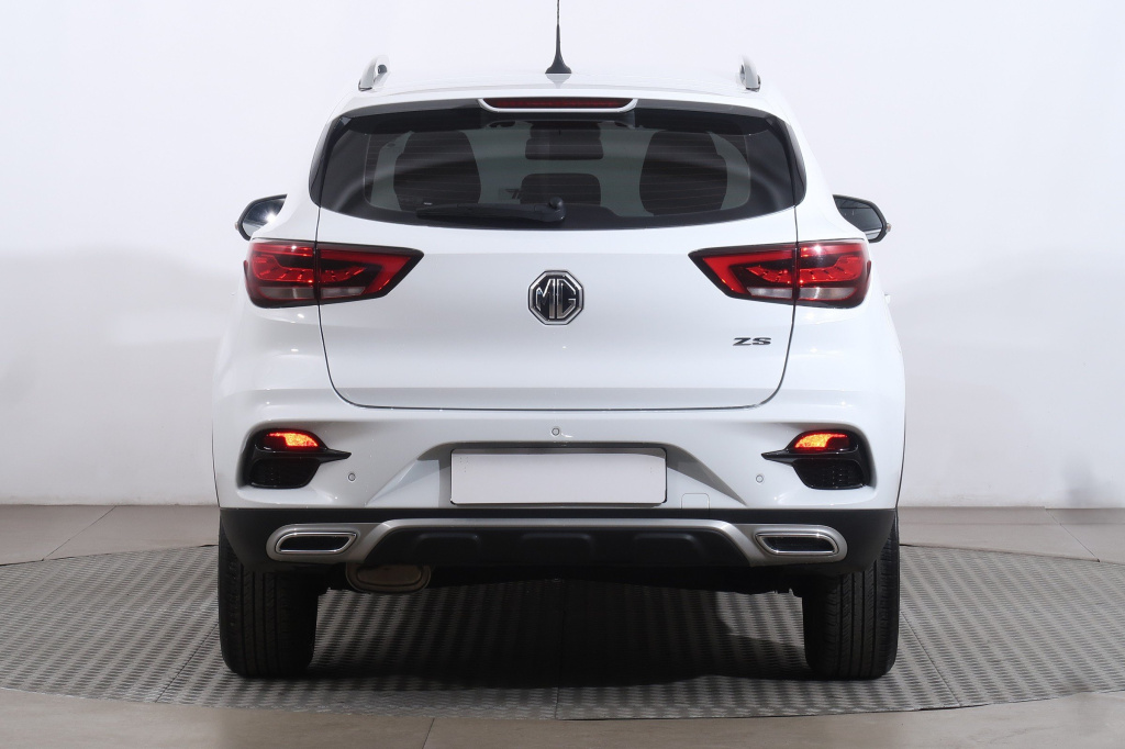 MG ZS SUV