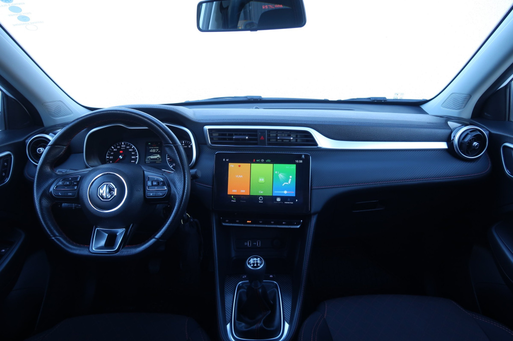 MG ZS SUV