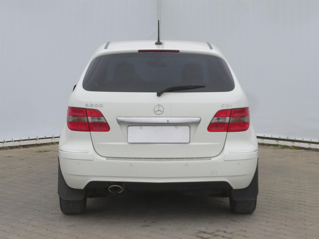 Mercedes-Benz B