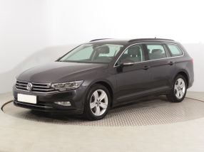 Volkswagen Passat - 2020