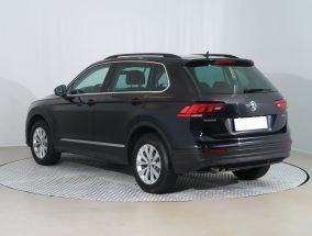 Volkswagen Tiguan - 2019