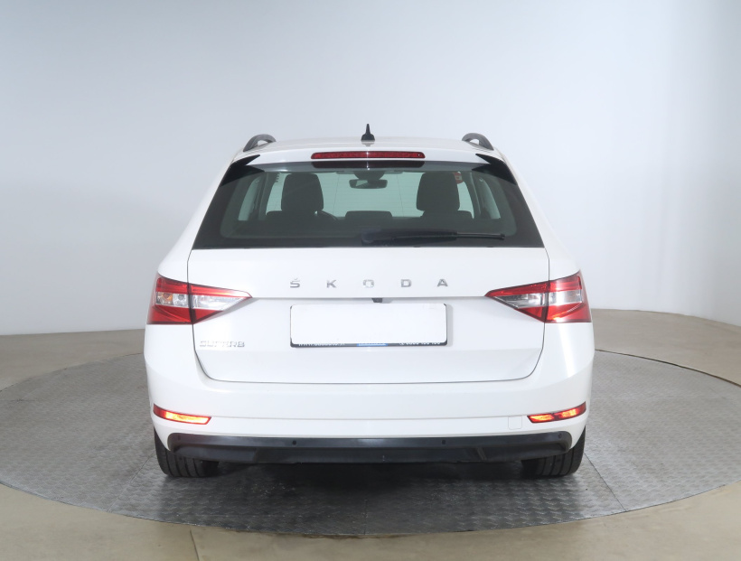Škoda Superb, 2020