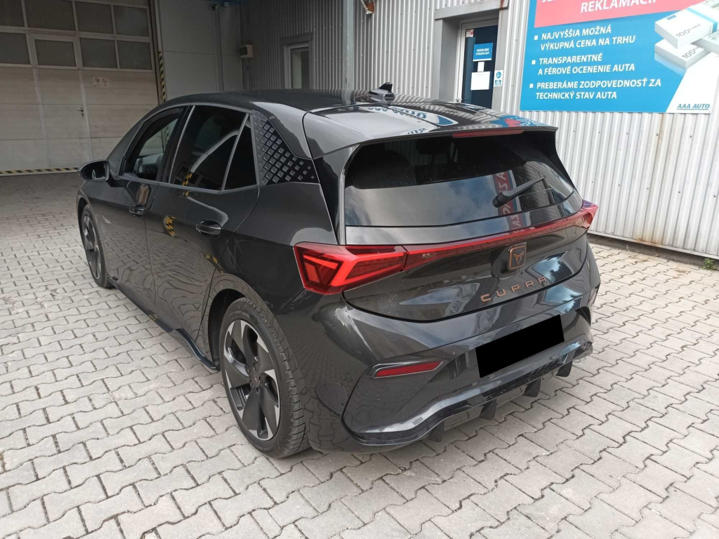 Cupra Born