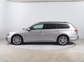 Volkswagen Passat - 2016