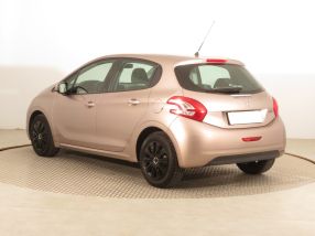 Peugeot 208 - 2013