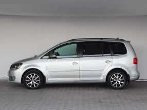 Volkswagen Touran - 2011