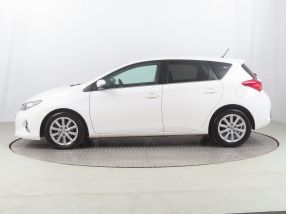Toyota Auris - 2013