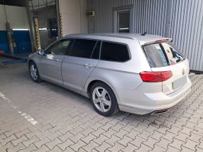 Volkswagen Passat - 2021