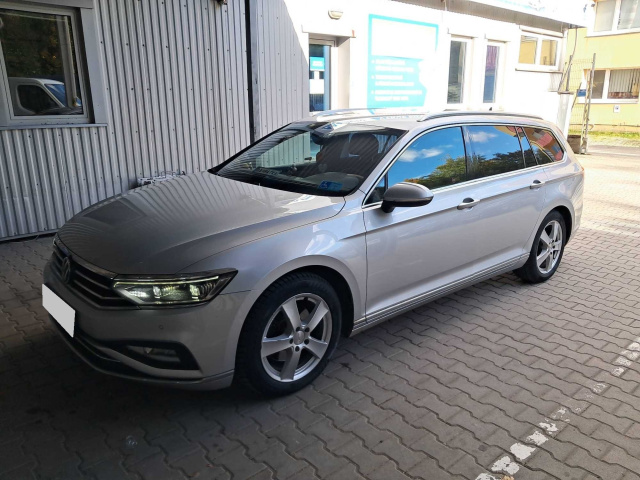 Volkswagen Passat 2021