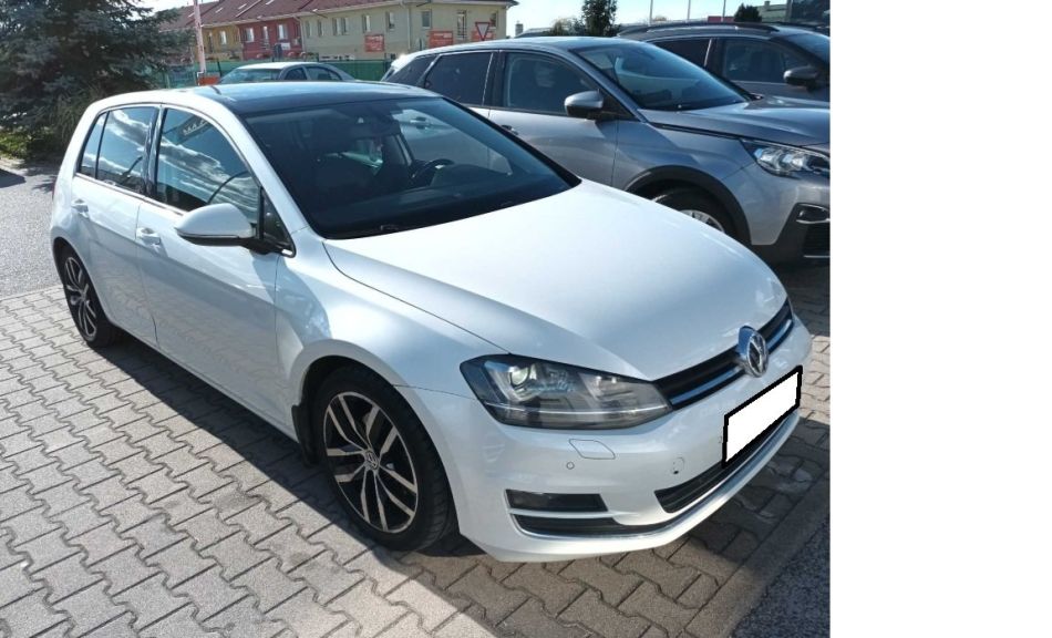 Volkswagen Golf - 2013