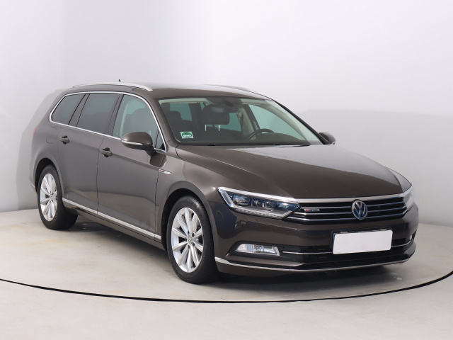 Volkswagen Passat, 2015
