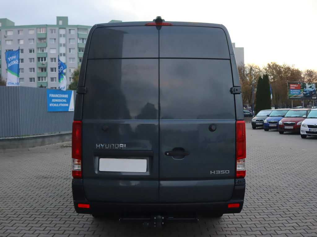 Hyundai H350