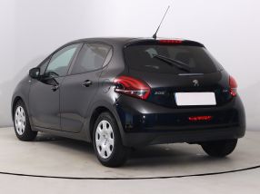 Peugeot 208 - 2016