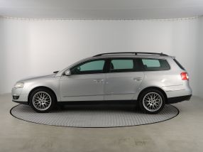 Volkswagen Passat - 2008