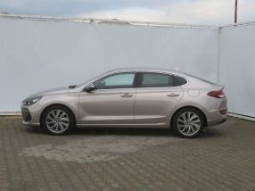 Hyundai i30 Fastback - 2020