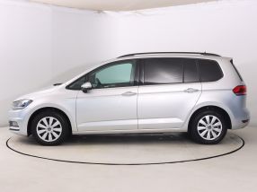 Volkswagen Touran - 2021
