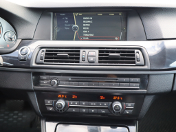 BMW 5 2011