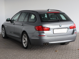 BMW 5 2011