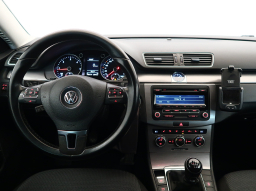 Volkswagen Passat 2013
