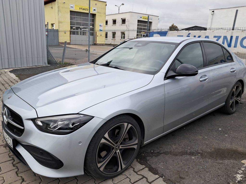 Mercedes-Benz C