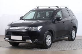Mitsubishi Outlander - 2014