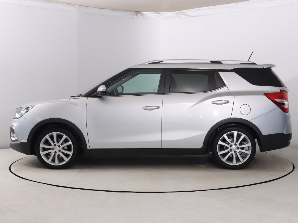 Ssang Yong XLV