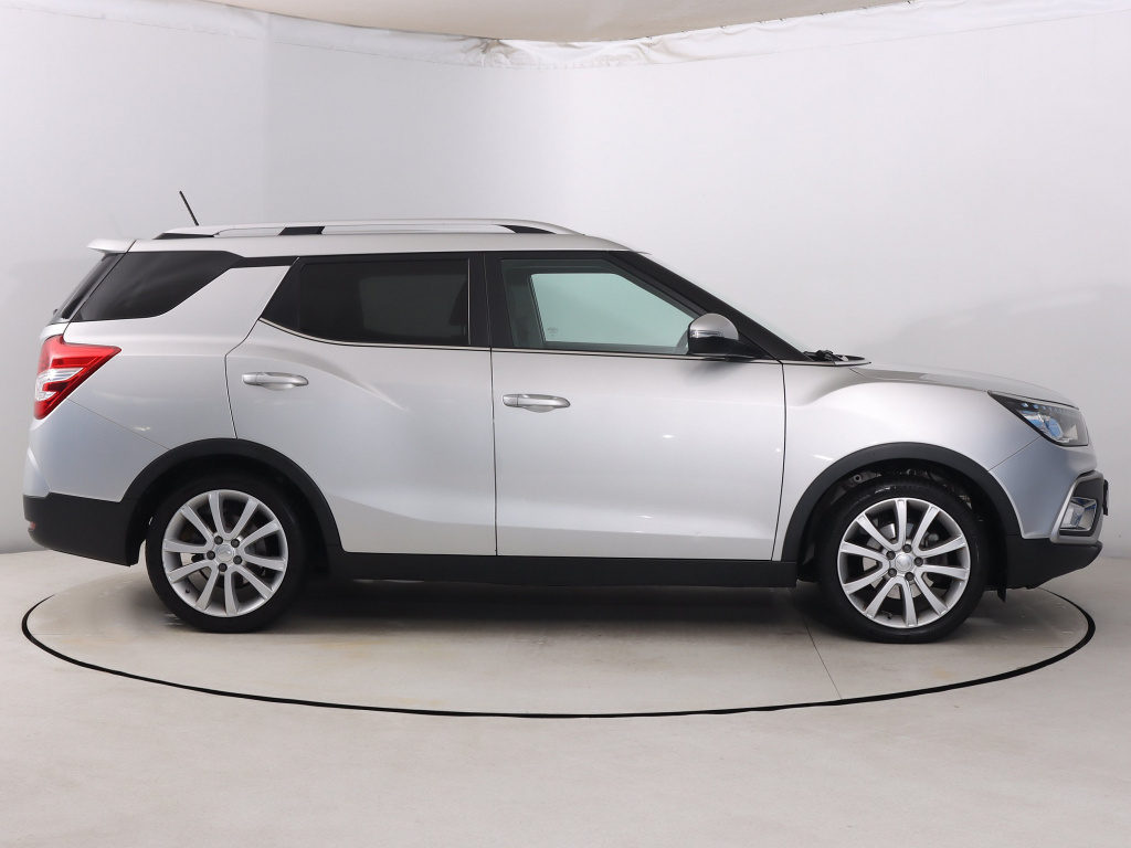 Ssang Yong XLV