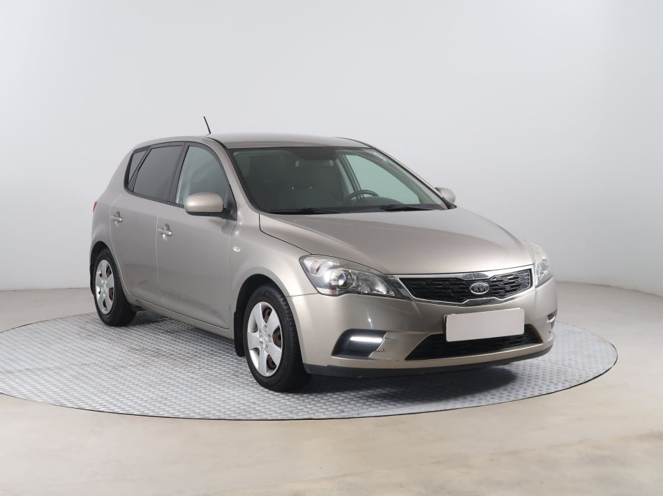 Kia Ceed - 2011