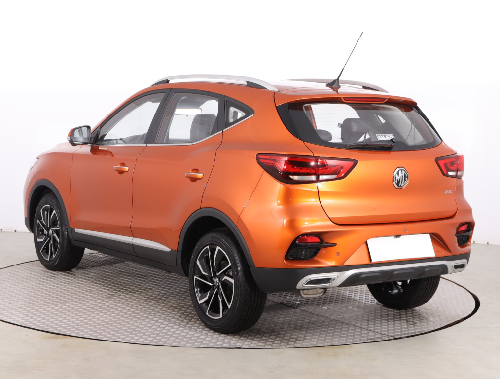 MG ZS SUV