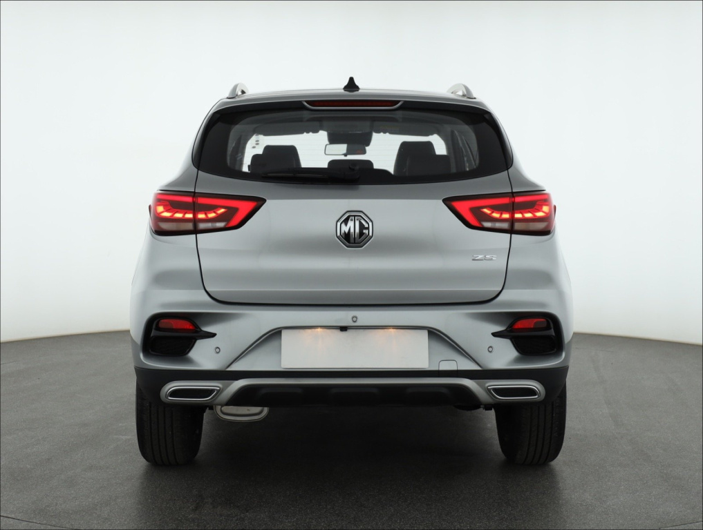 MG ZS SUV