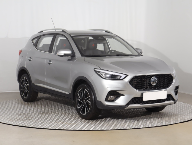 MG ZS SUV 2025