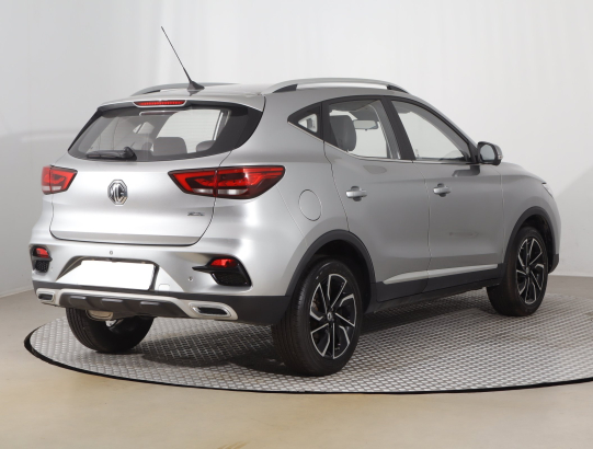 MG ZS SUV