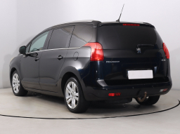Peugeot 5008 2013
