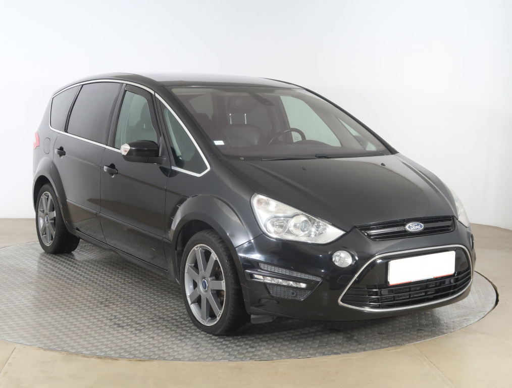 Ford S-Max, 2010