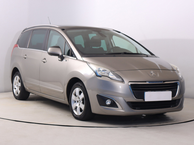 Peugeot 5008 2014