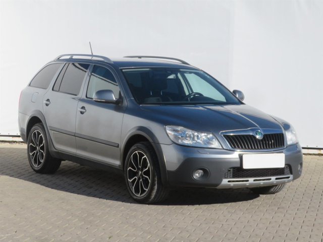 Škoda Octavia Scout 2011