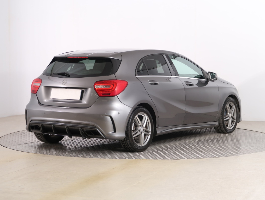 Mercedes-Benz A