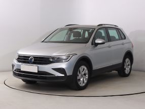 Volkswagen Tiguan - 2021