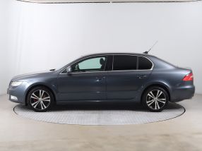 Skoda Superb - 2009