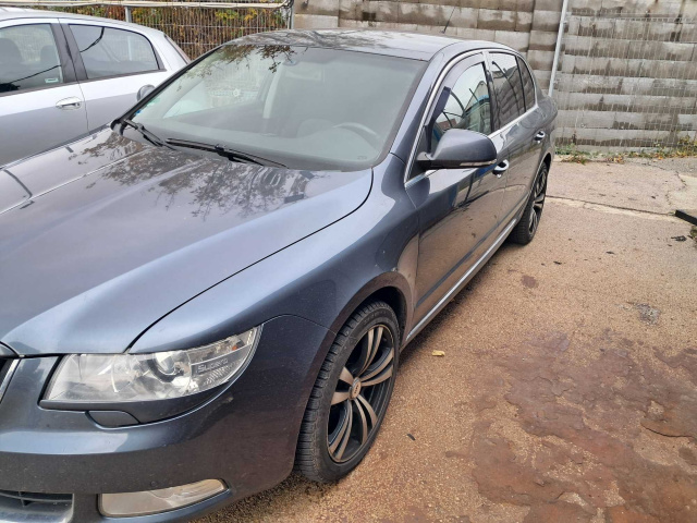 Škoda Superb 2009