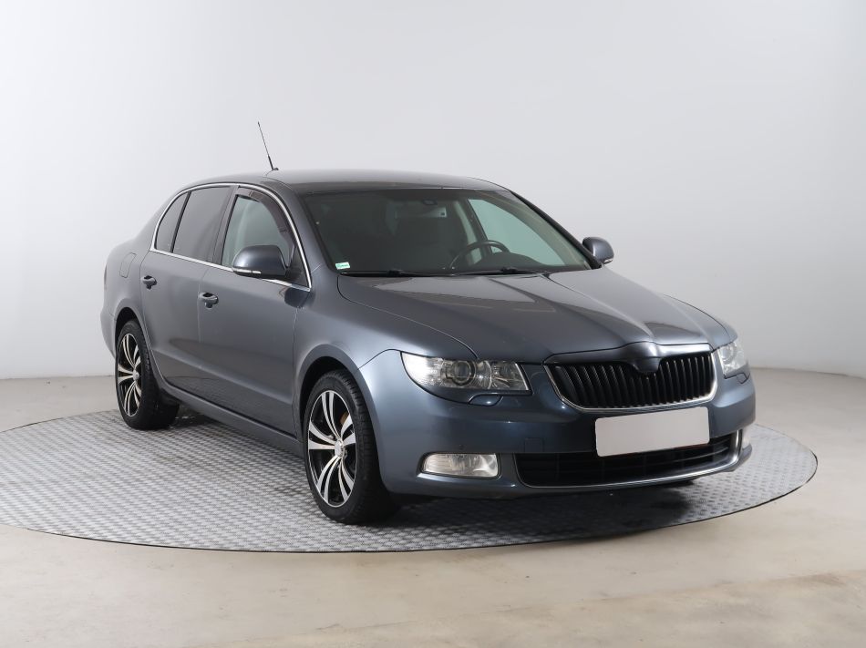 Skoda Superb - 2009